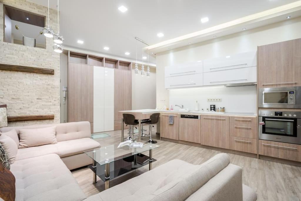 דירות בודפשט Szalag Utca 6 Luxurious Flat Castle District מראה חיצוני תמונה